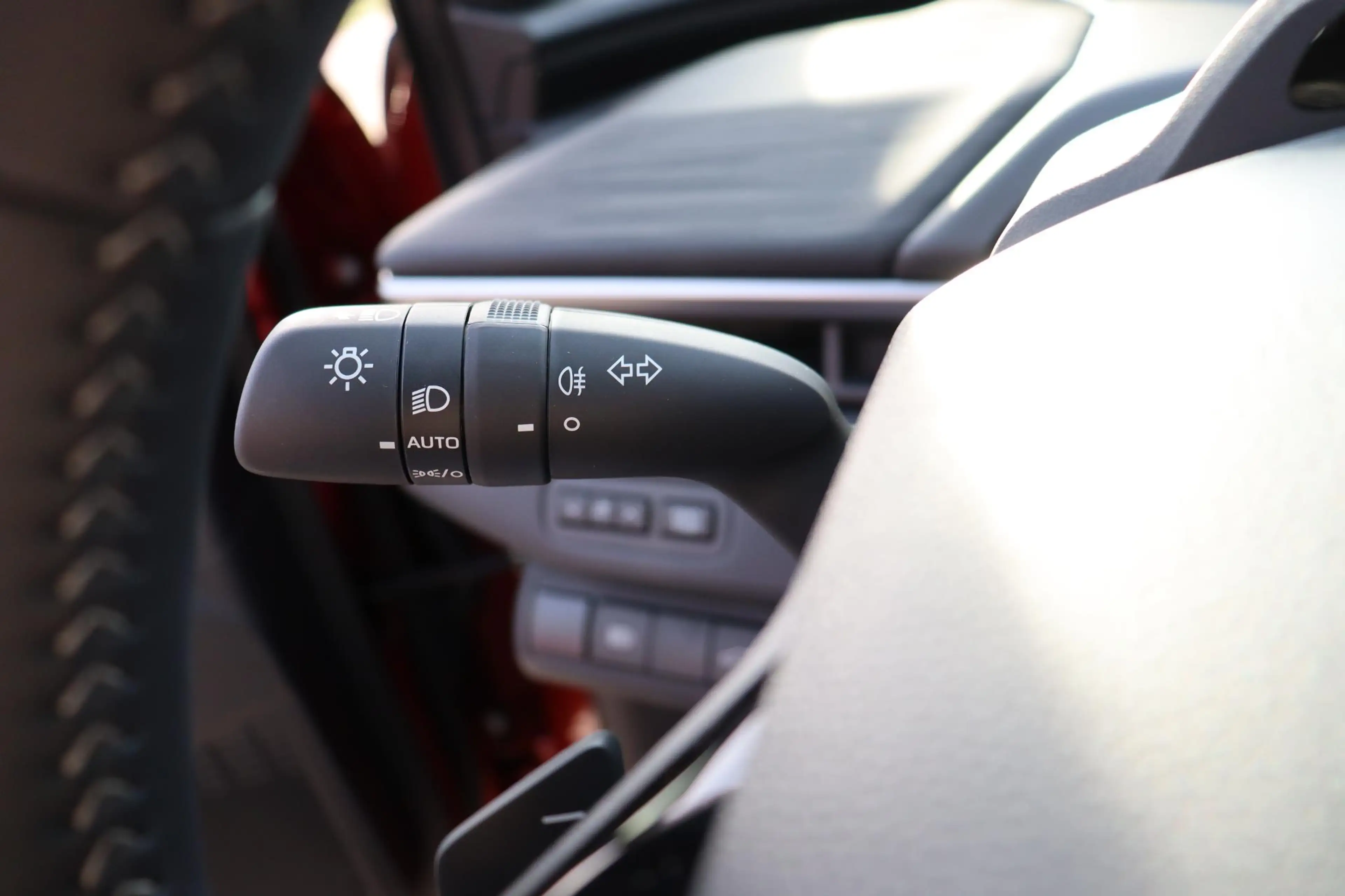 Toyota C-HR+ First Edition 77 kWh, Apple Carplay / Android Auto — photo 10