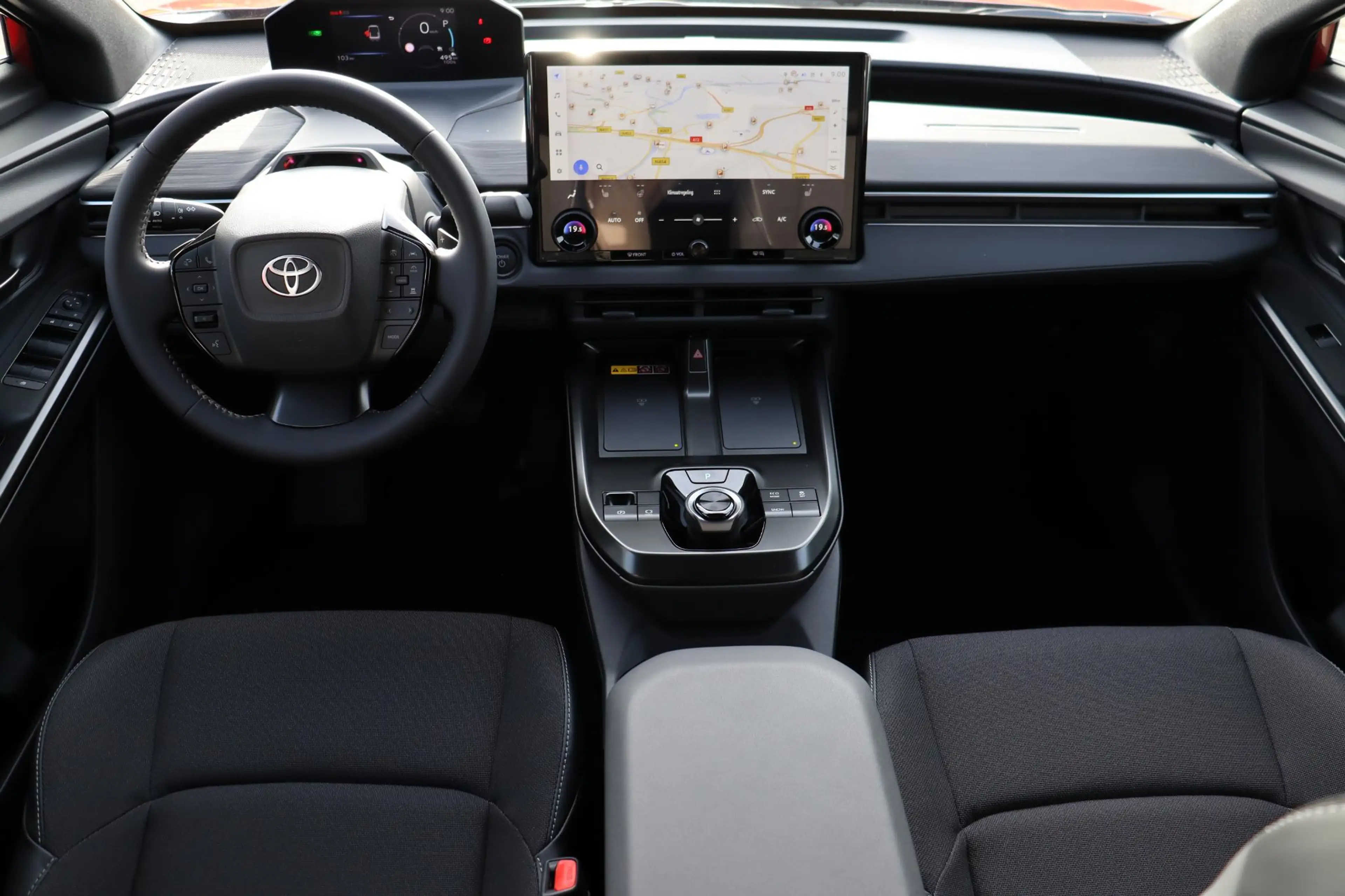 Toyota C-HR+ First Edition 77 kWh, Apple Carplay / Android Auto — photo 4
