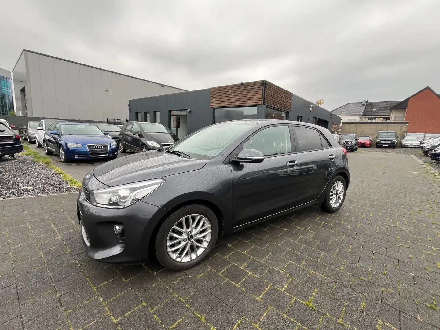 Kia Rio Dream Team Grijs - 1
