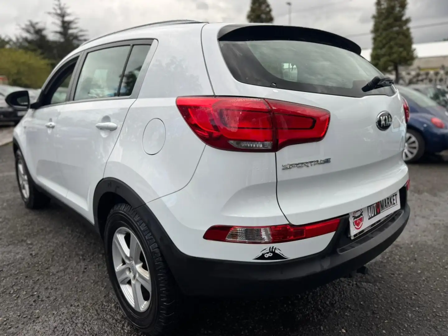 Kia Sportage 1.7CRDi Drive Blanc - 2