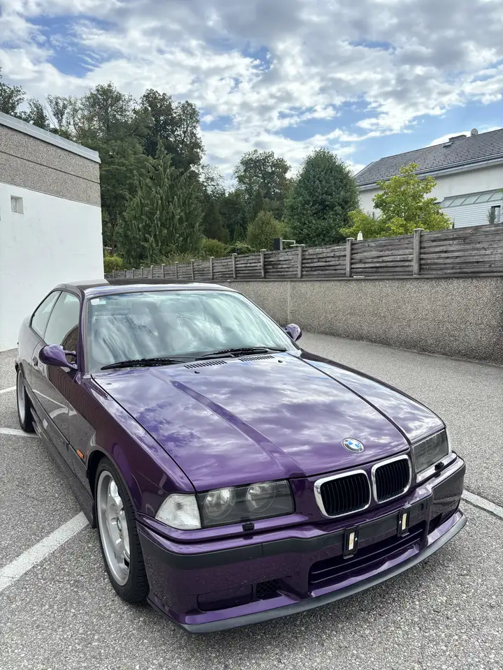 BMW 320i Coupé Sport-Edition, foto 3