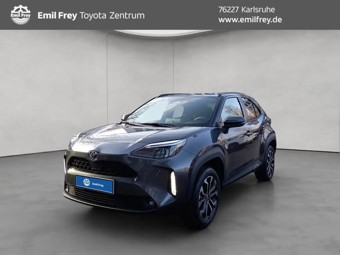 Toyota Yaris Cross Hybrid 130 1.5 VVT-i Teamplayer 68 kW, Grau - 1