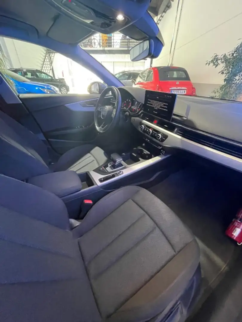 Audi A4 30 TDI Advanced S tronic 100kW Beige - 2