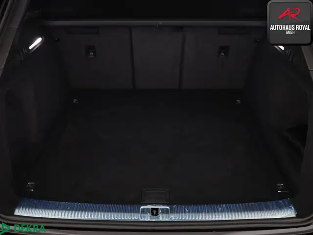 Audi A4 view 13