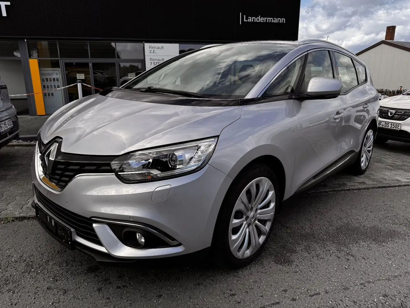 Renault Grand Scenic BUSINESS DCI 120 AHK+SITZH+PDC+NAVI Argento - 2