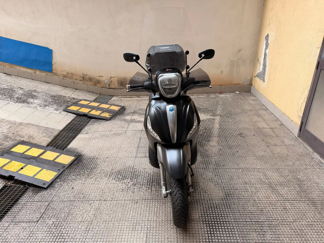 Piaggio Beverly 350