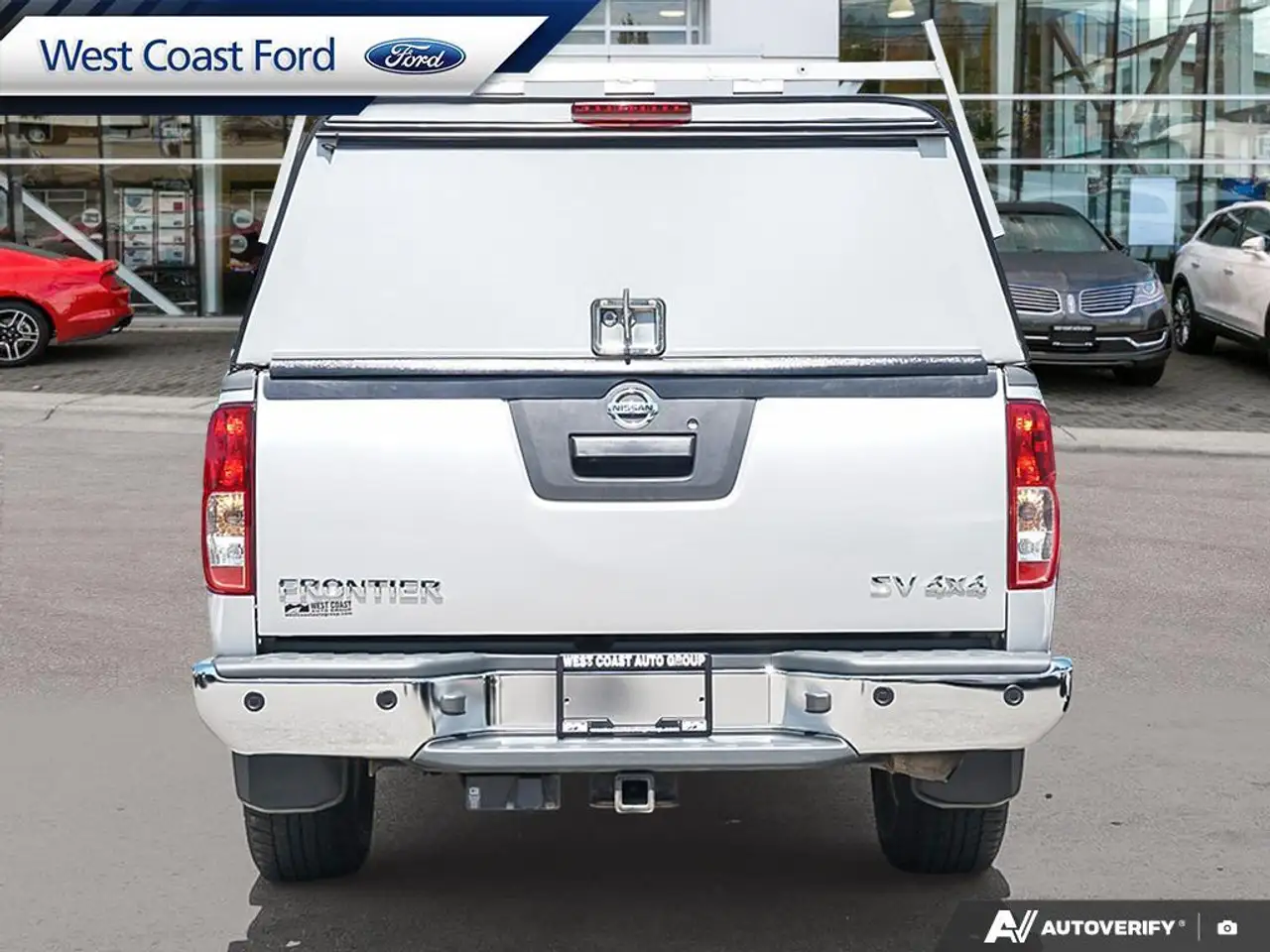 Nissan Frontier снимка Nissan Frontier