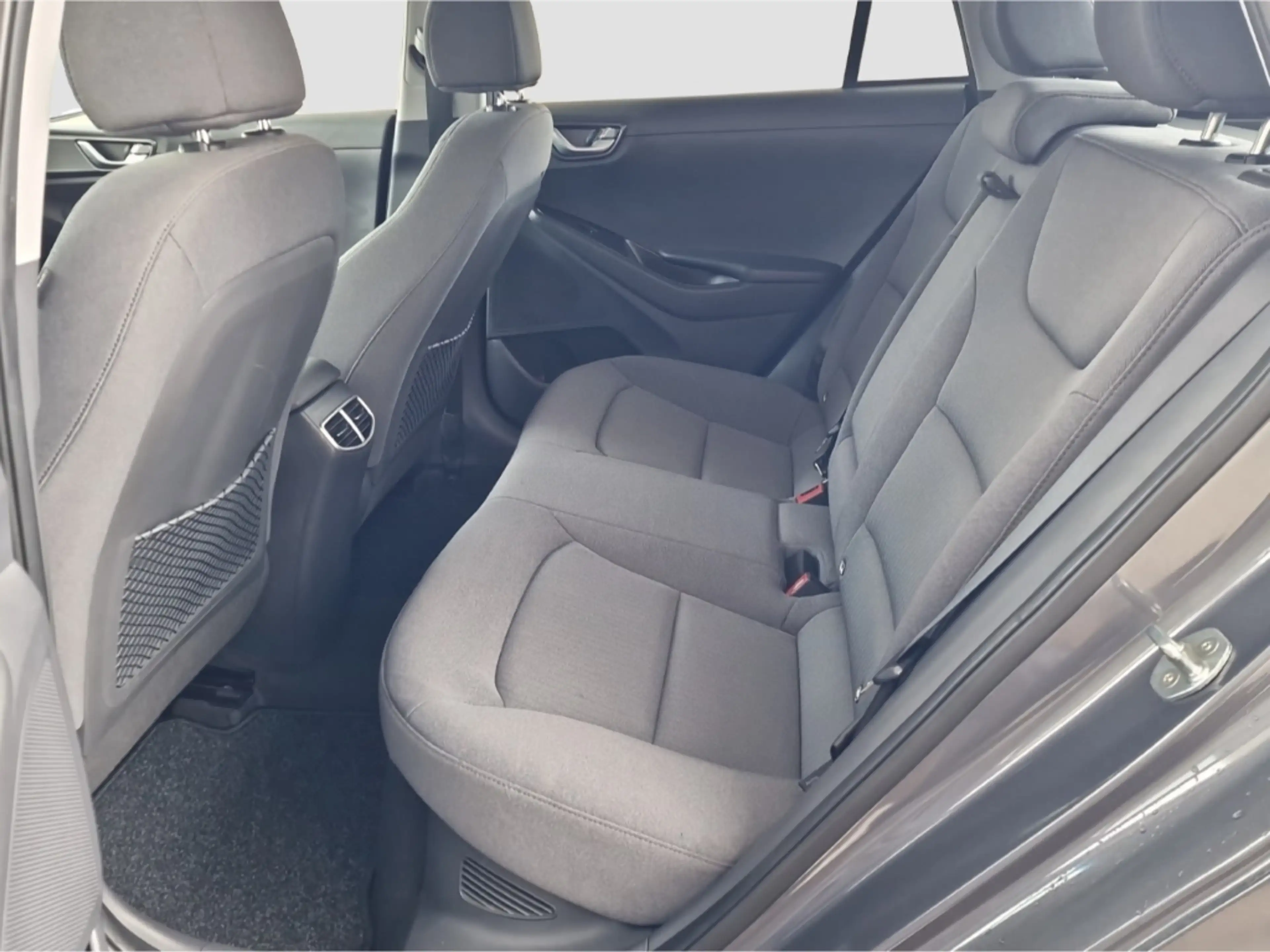 Hyundai IONIQ Hybrid STYLE 1.6 GDI *INFINITY*LED*CAM*CARPLAY* — photo 8