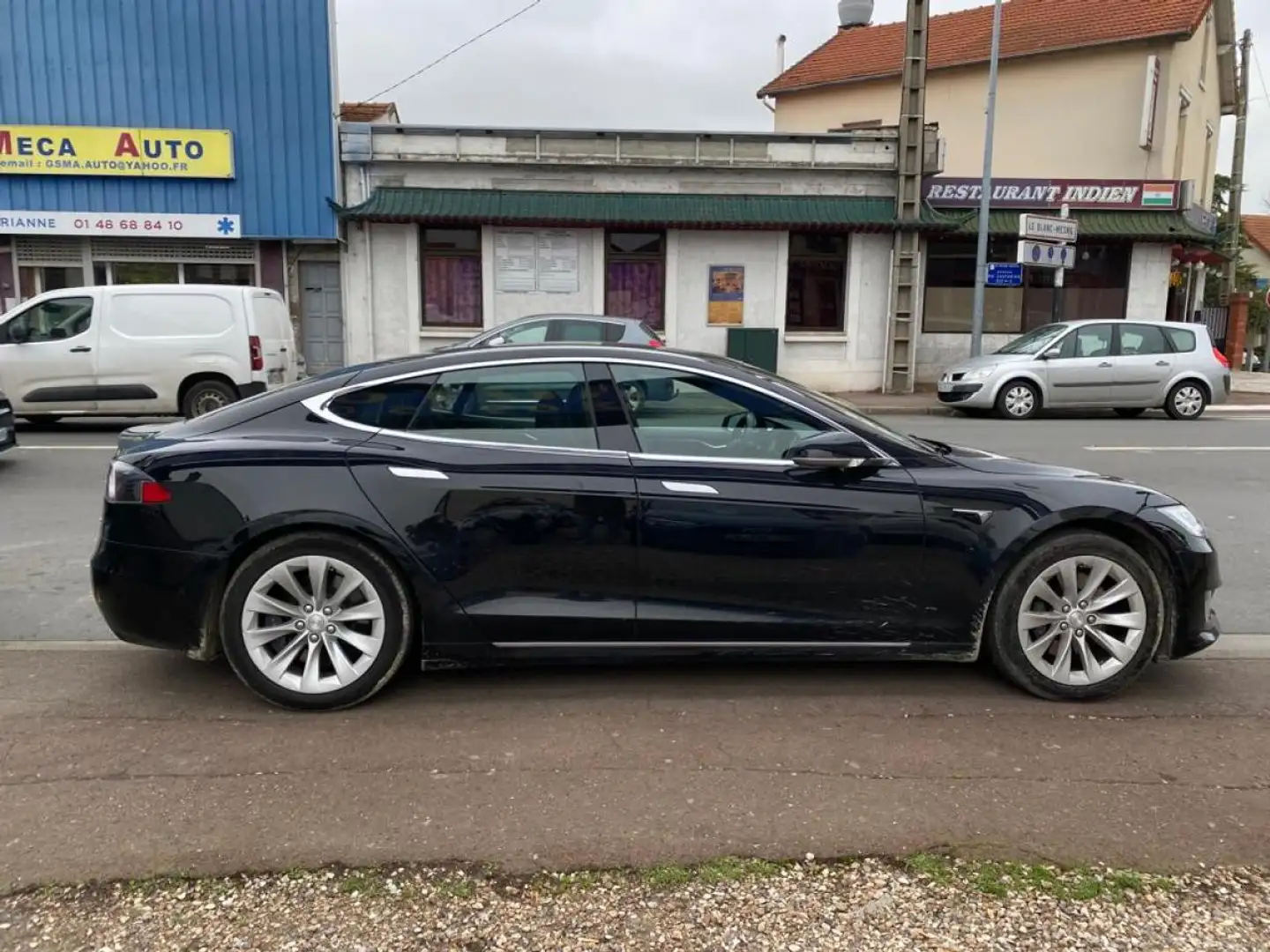 Tesla Model S Model S 75D  . PHASE 2 Noir - 2