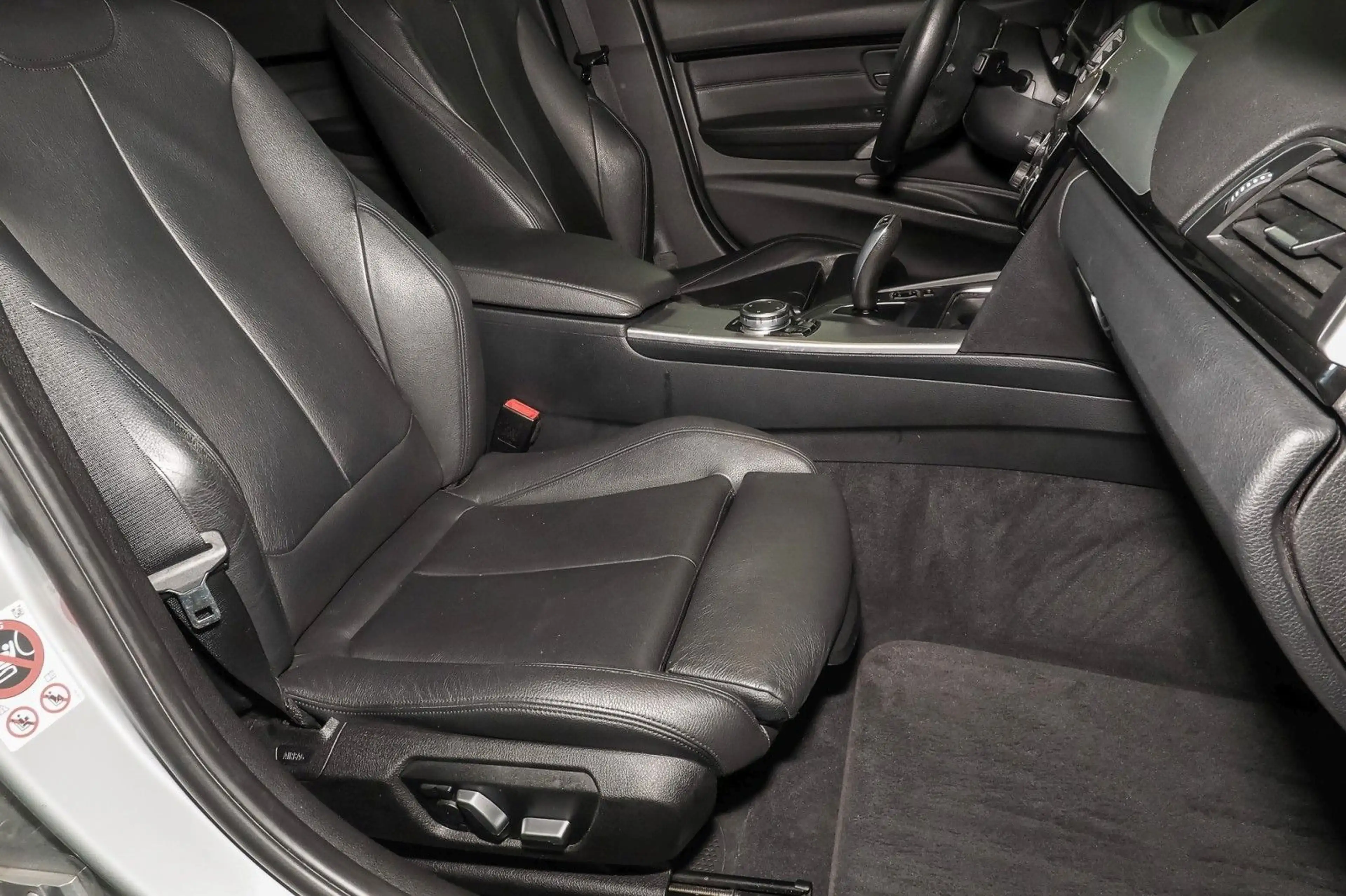 BMW 325 d Sport Line*SORGLOS-PAKET*GARANTIE*DEKRA*TOP — photo 11