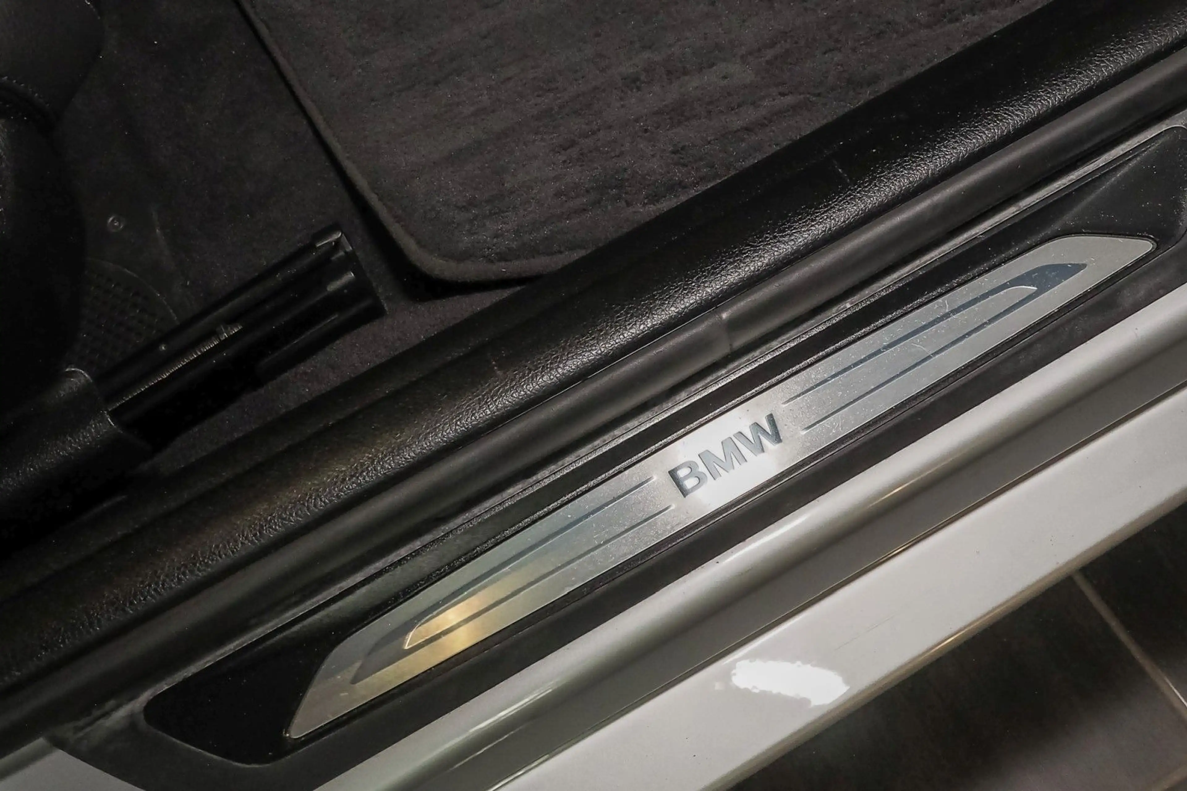 BMW 325 d Sport Line*SORGLOS-PAKET*GARANTIE*DEKRA*TOP — photo 9
