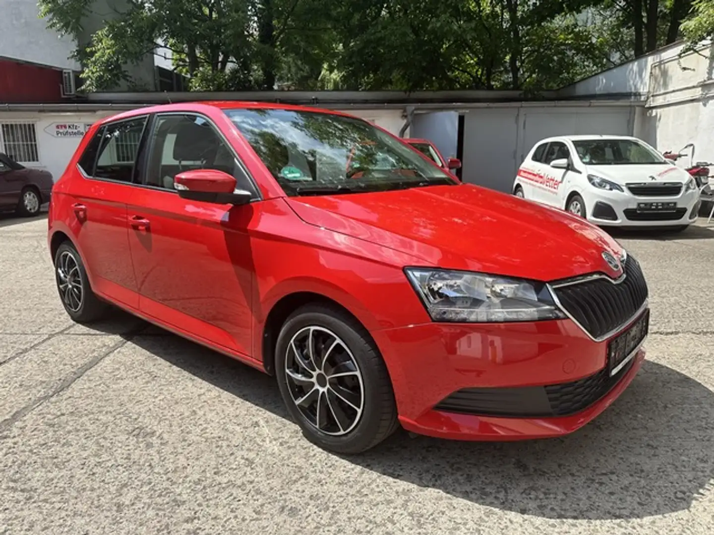 Skoda Fabia 1.0 Ambition 1.Hand Klima Rouge - 1