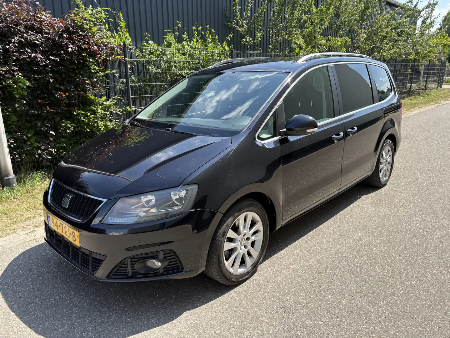 SEAT Alhambra 1.4 TSI Style / NAVI / CRUISE / 7 PERSOONS Zwart - 2
