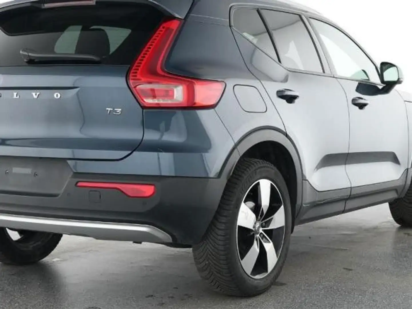 Volvo XC40 Momentum Pro*ACC*BLIS*KAMERA*SH*LH Azul - 2