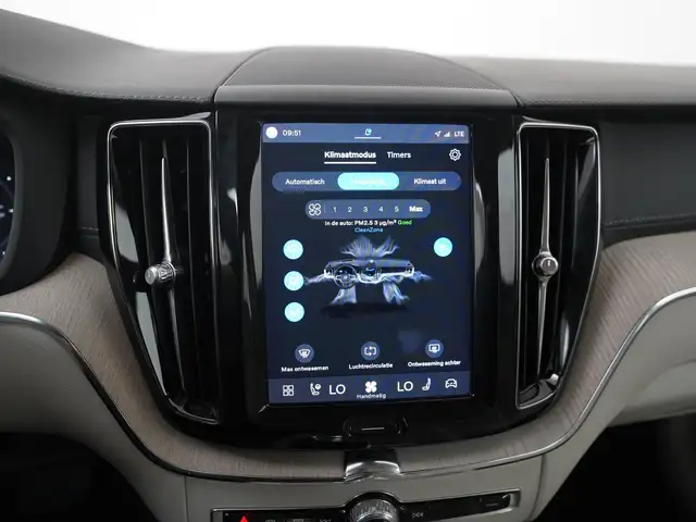 Volvo XC60 view 13