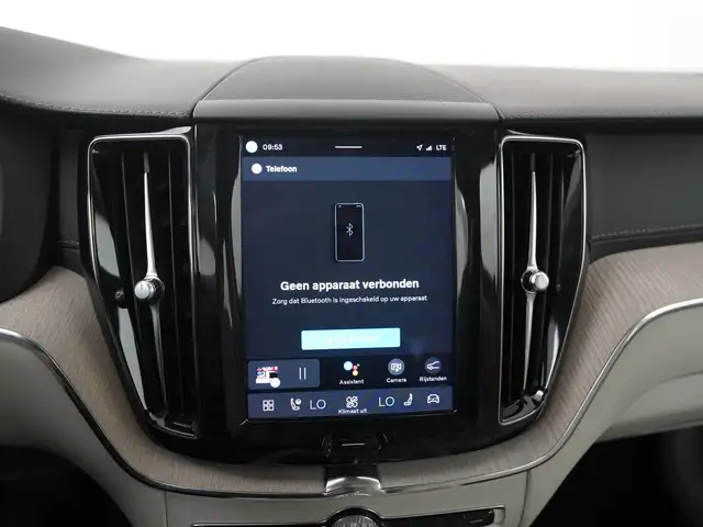 Volvo XC60 view 17