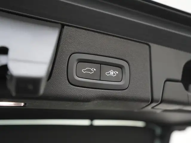 Volvo XC60 view 29