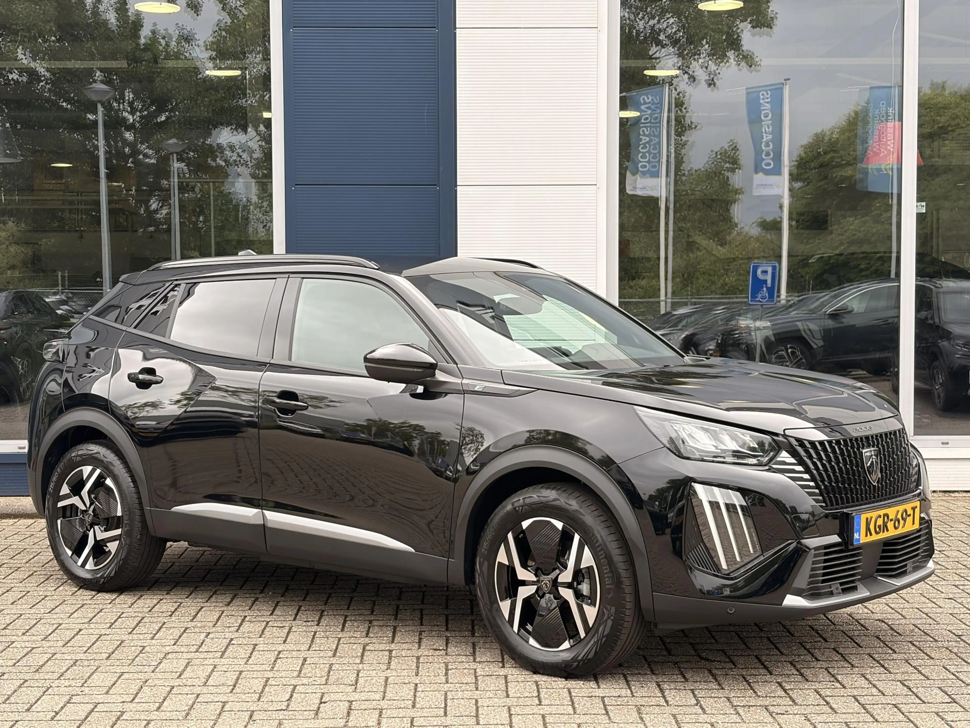 Peugeot e-2008 EV Allure 50 kWh | Parkeersensoren | Apple Carplay — photo 2