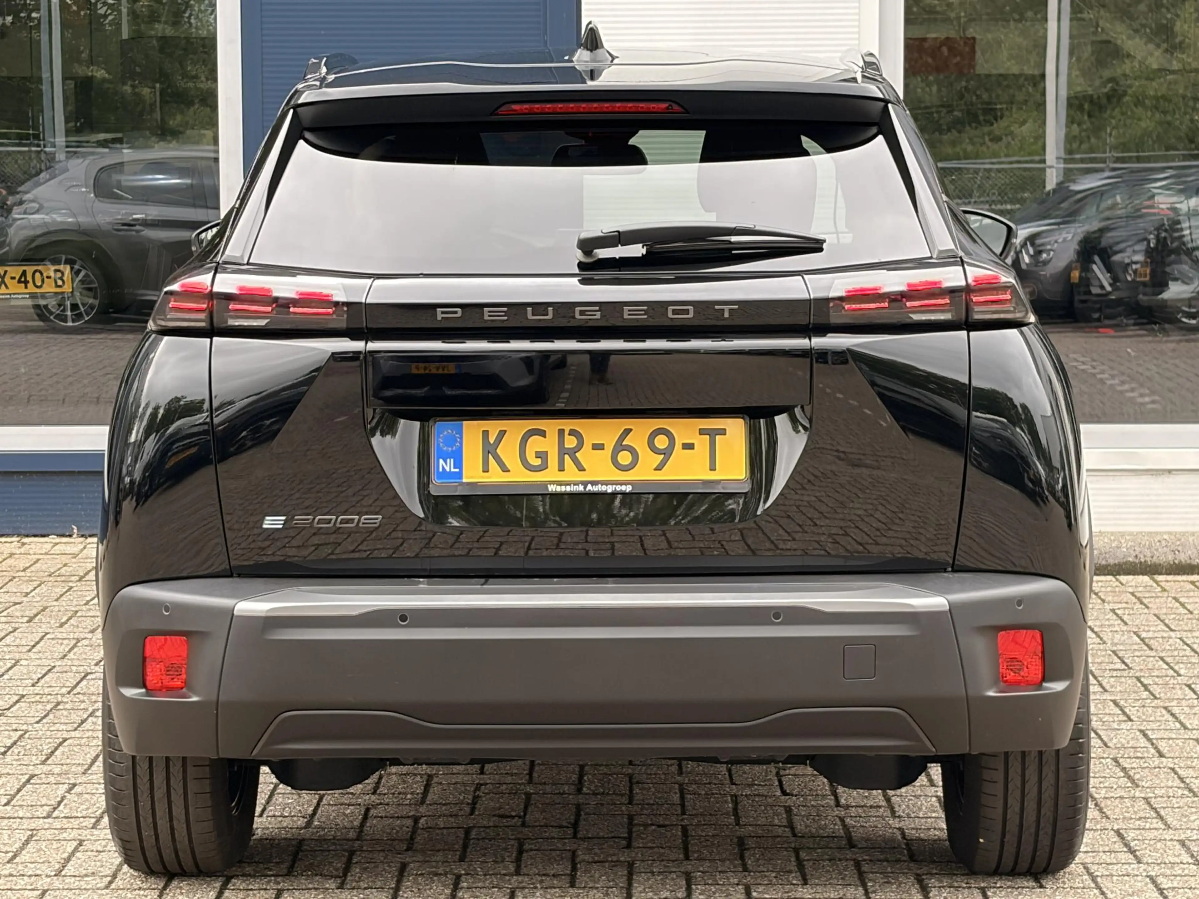 Peugeot e-2008 EV Allure 50 kWh | Parkeersensoren | Apple Carplay — photo 10