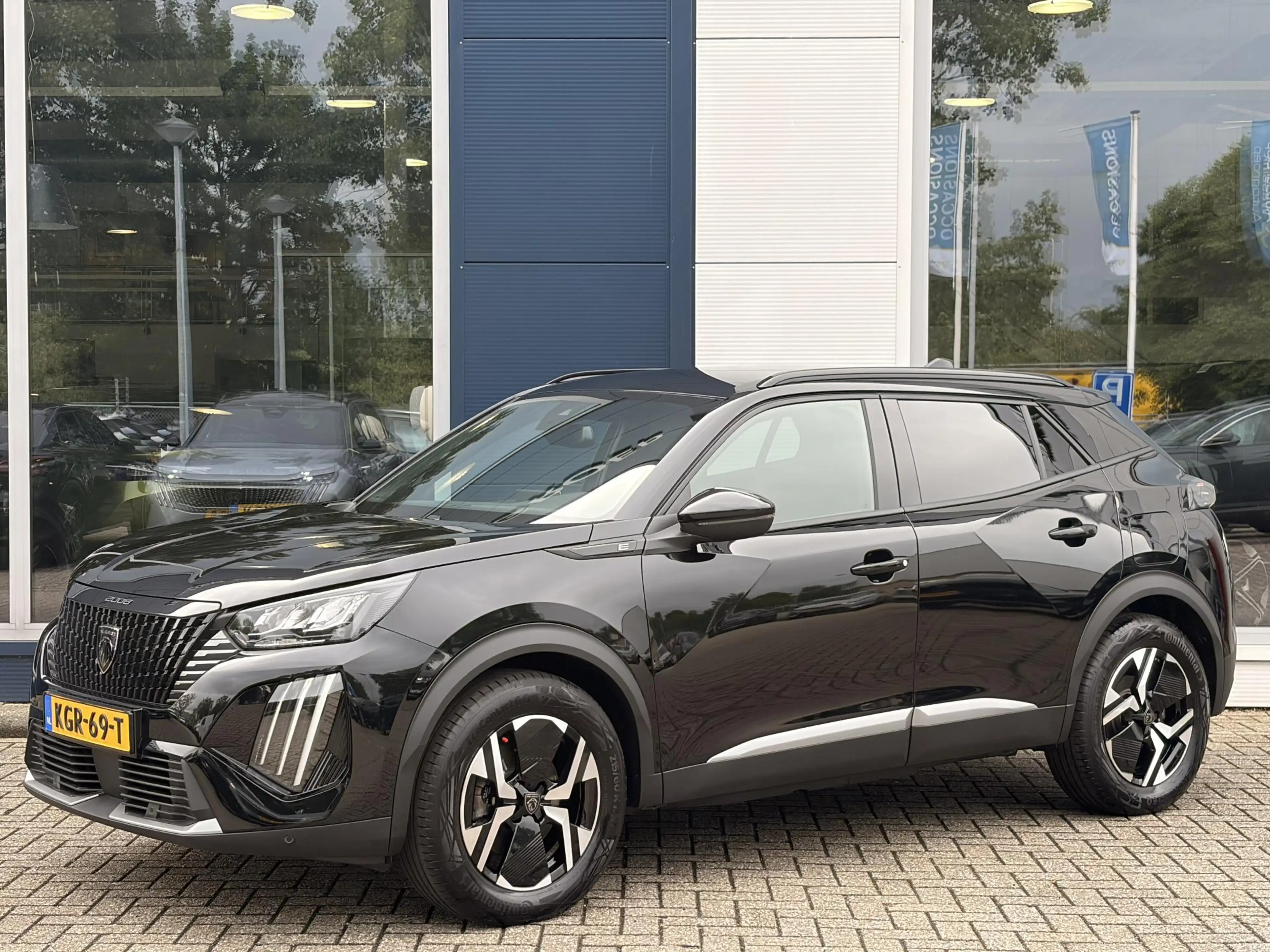 Peugeot e-2008 EV Allure 50 kWh | Parkeersensoren | Apple Carplay