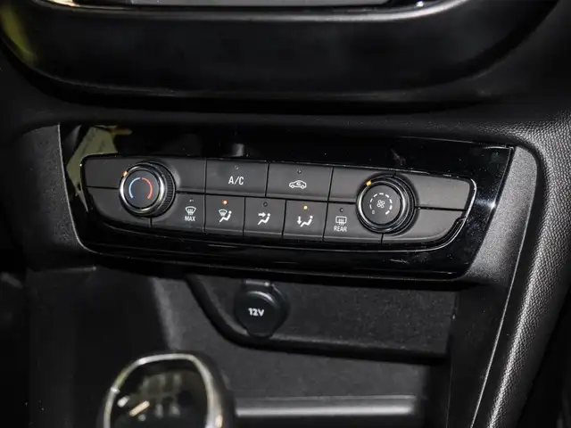Opel Corsa view 9