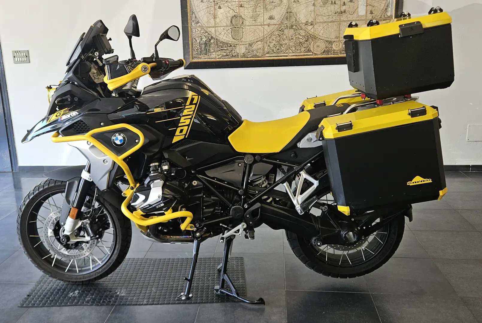 BMW R 1250 GS 40 Th Anniversario AKRAPOVIC + 4 PACCCHETTI - 1