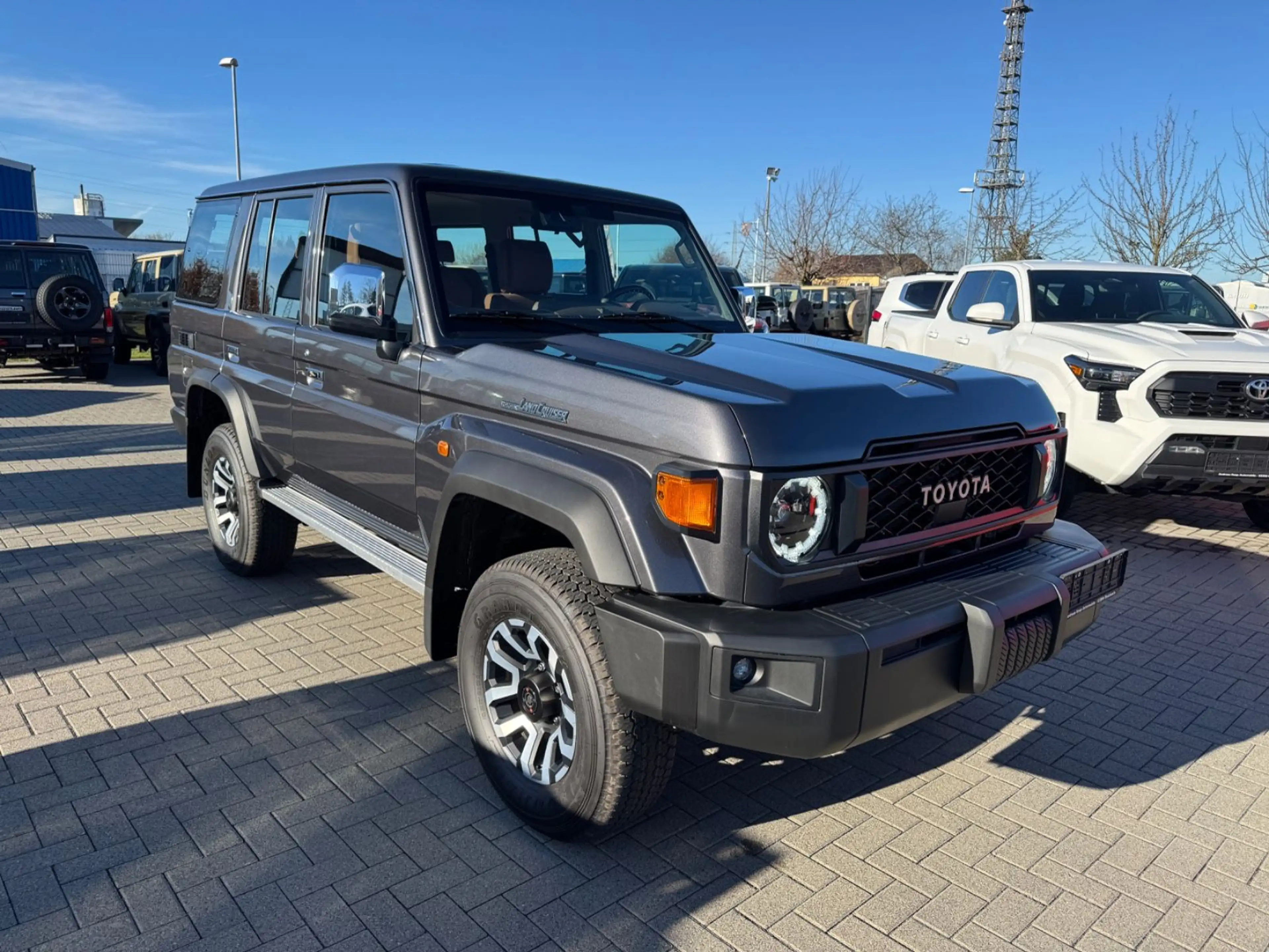 Toyota Land Cruiser GDJ 76 LX+ Automat Leder LED SOFORT — photo 2