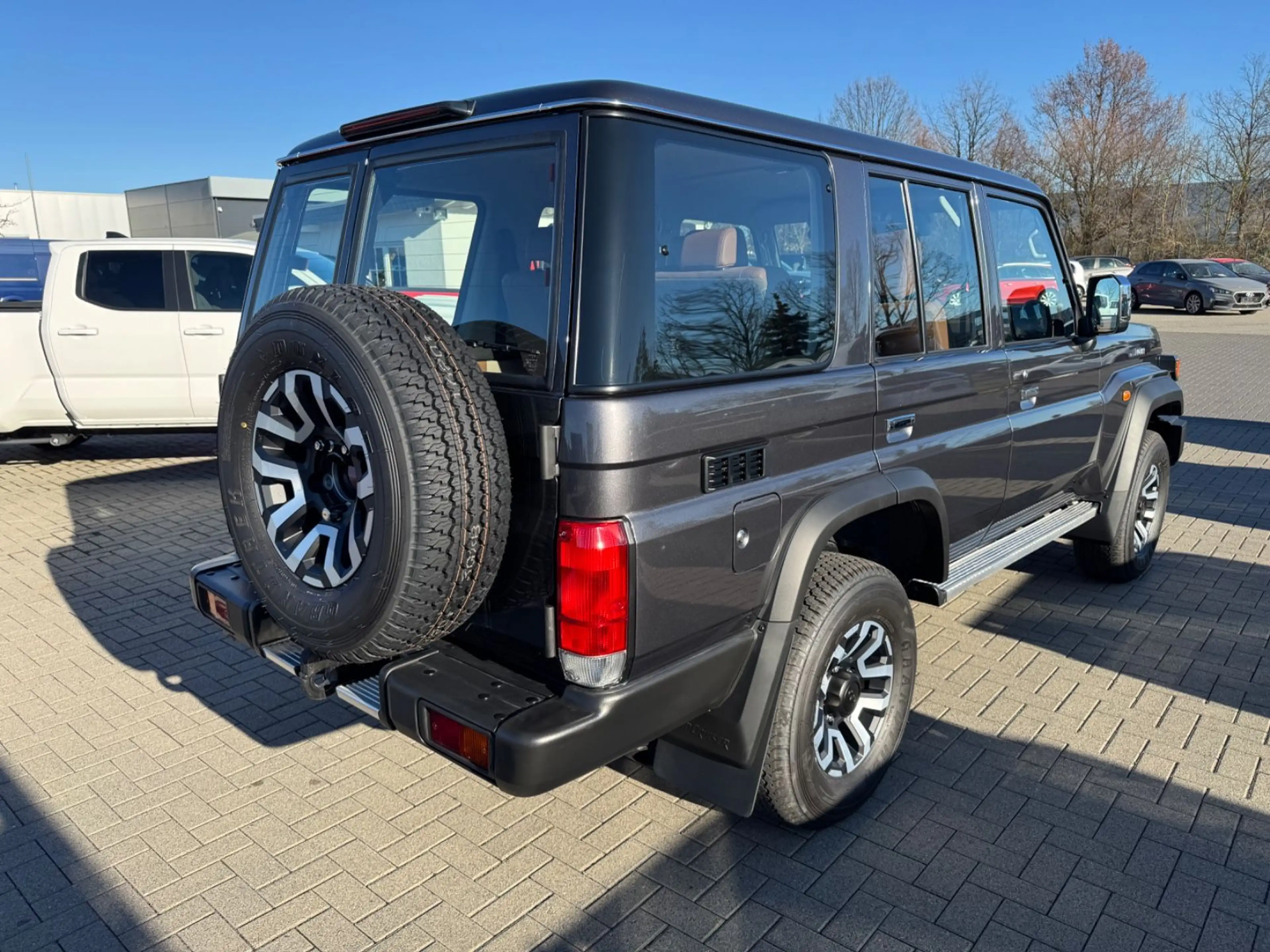 Toyota Land Cruiser GDJ 76 LX+ Automat Leder LED SOFORT — photo 3