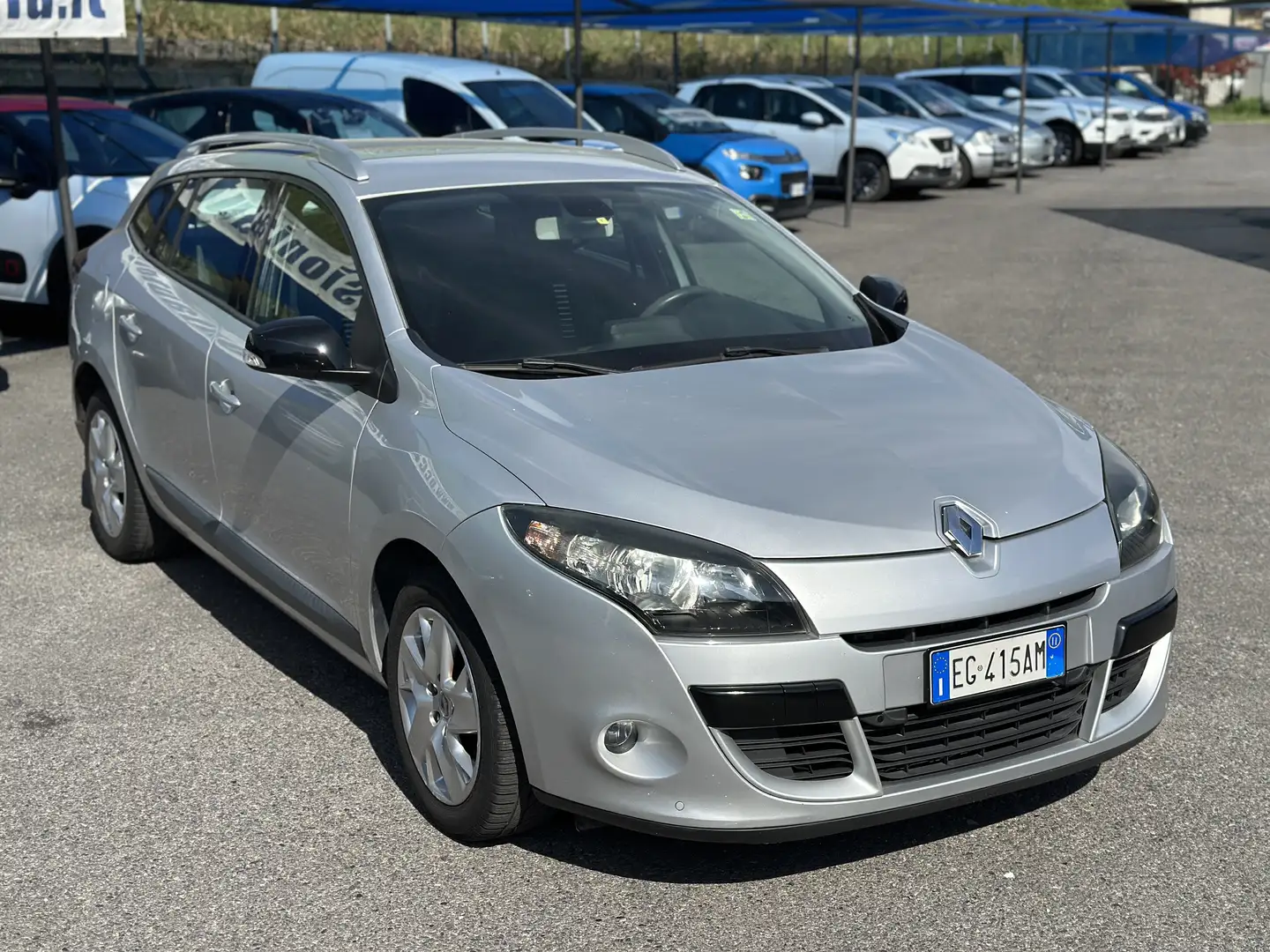 Renault Megane Megane III SporTour 1.5 dci Attractive 110cv Zilver - 2