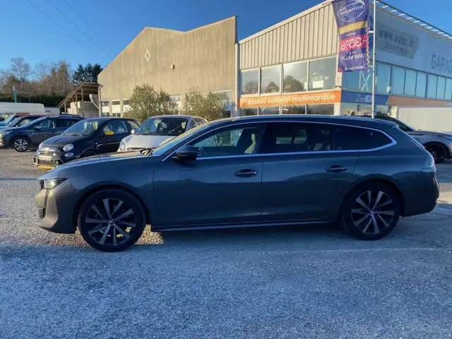 Peugeot 508 view 3