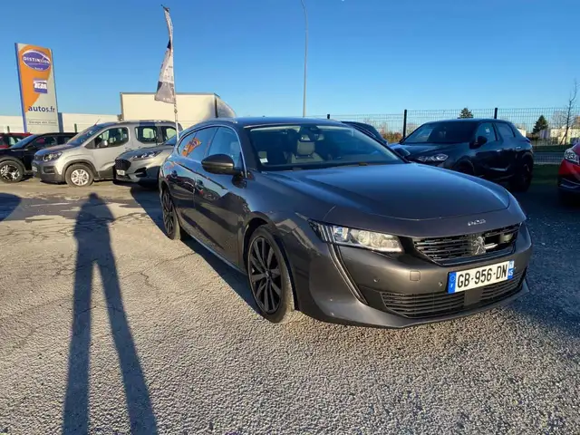 Peugeot 508 view 2