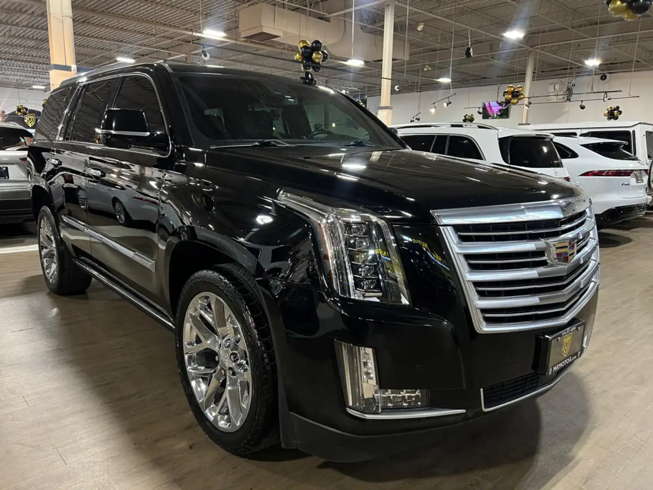 Cadillac Escalade снимка Cadillac Escalade