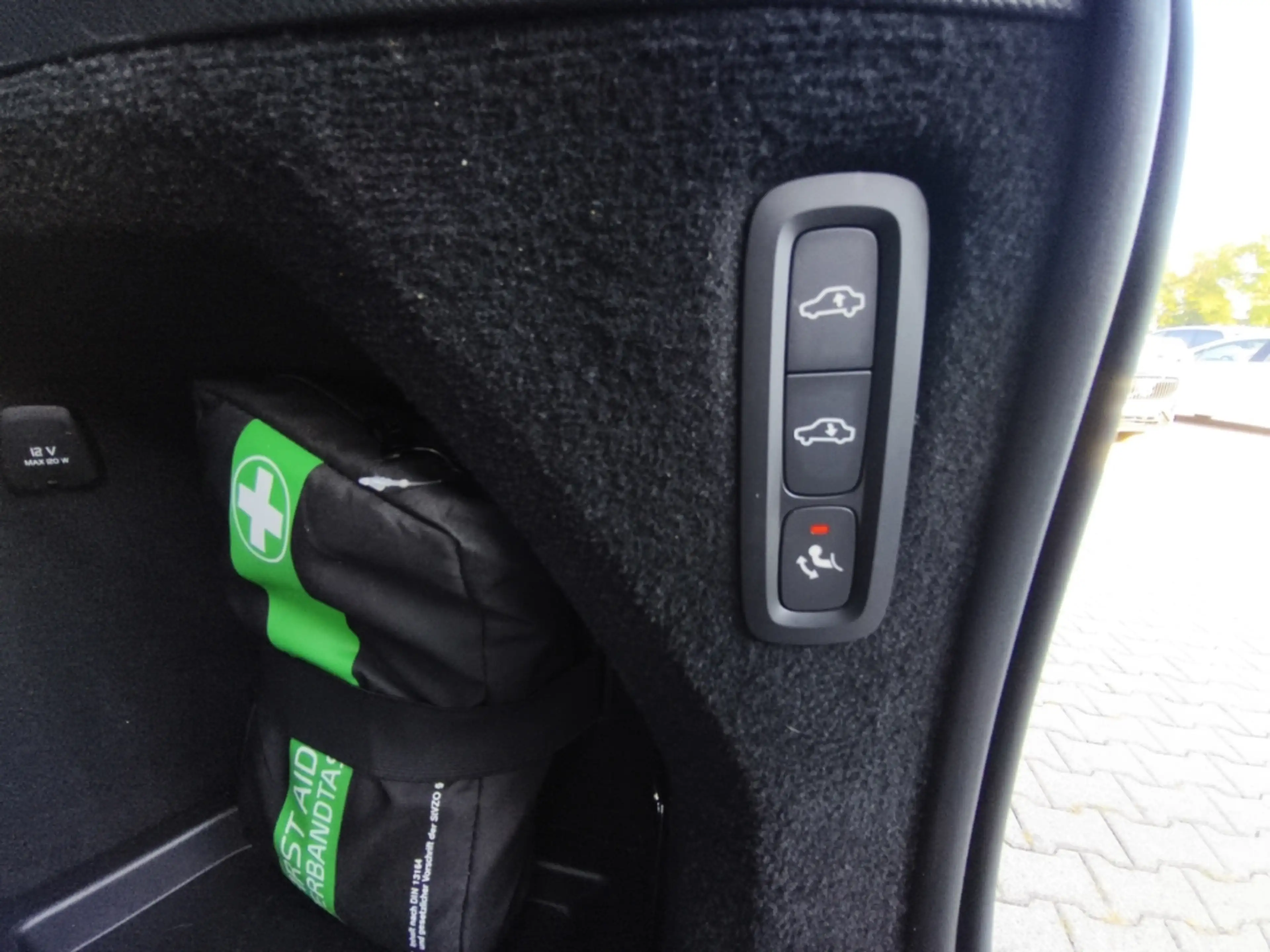 Volvo XC90 Ultimate Dark Recharge T8 AWD Luftf. HUD Pano ACC — photo 21