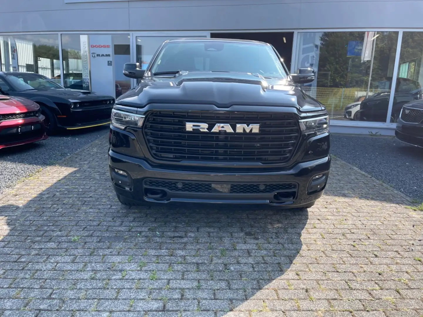 Dodge RAM 1500 Laramie Sport Mod. 2025*TWIN TURBO*LPG* Schwarz - 2