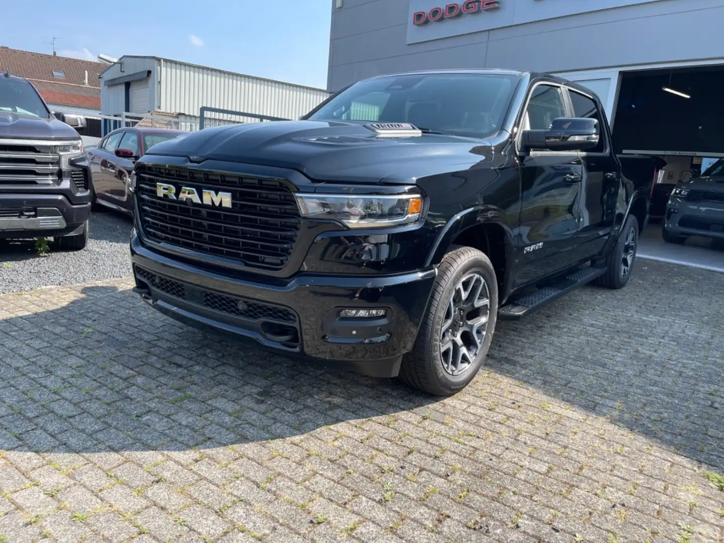 Dodge RAM 1500 Laramie Sport Mod. 2025*TWIN TURBO*LPG* Schwarz - 1