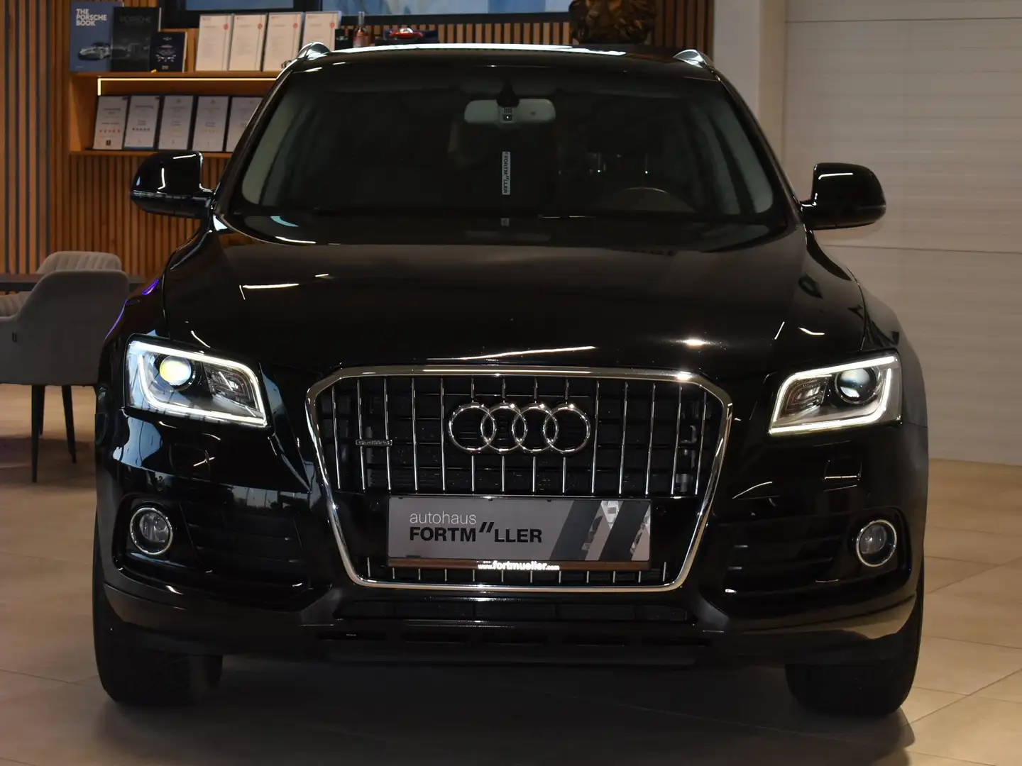 Audi Q5 2.0 TDI Aut. quattro Sport //AHK Schwarz - 2