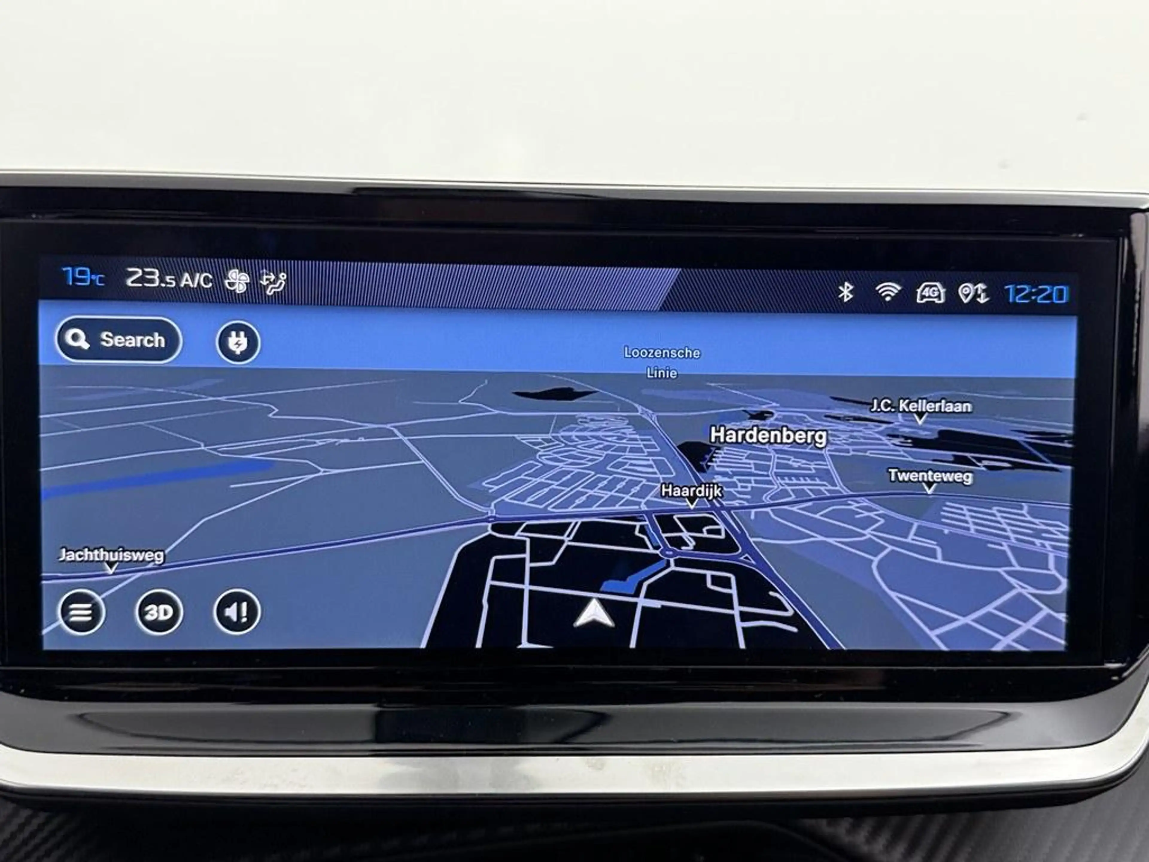 Peugeot e-2008 EV Allure Avantage 54 kWh Soh 97% 360.Camera/Nav/ — photo 10
