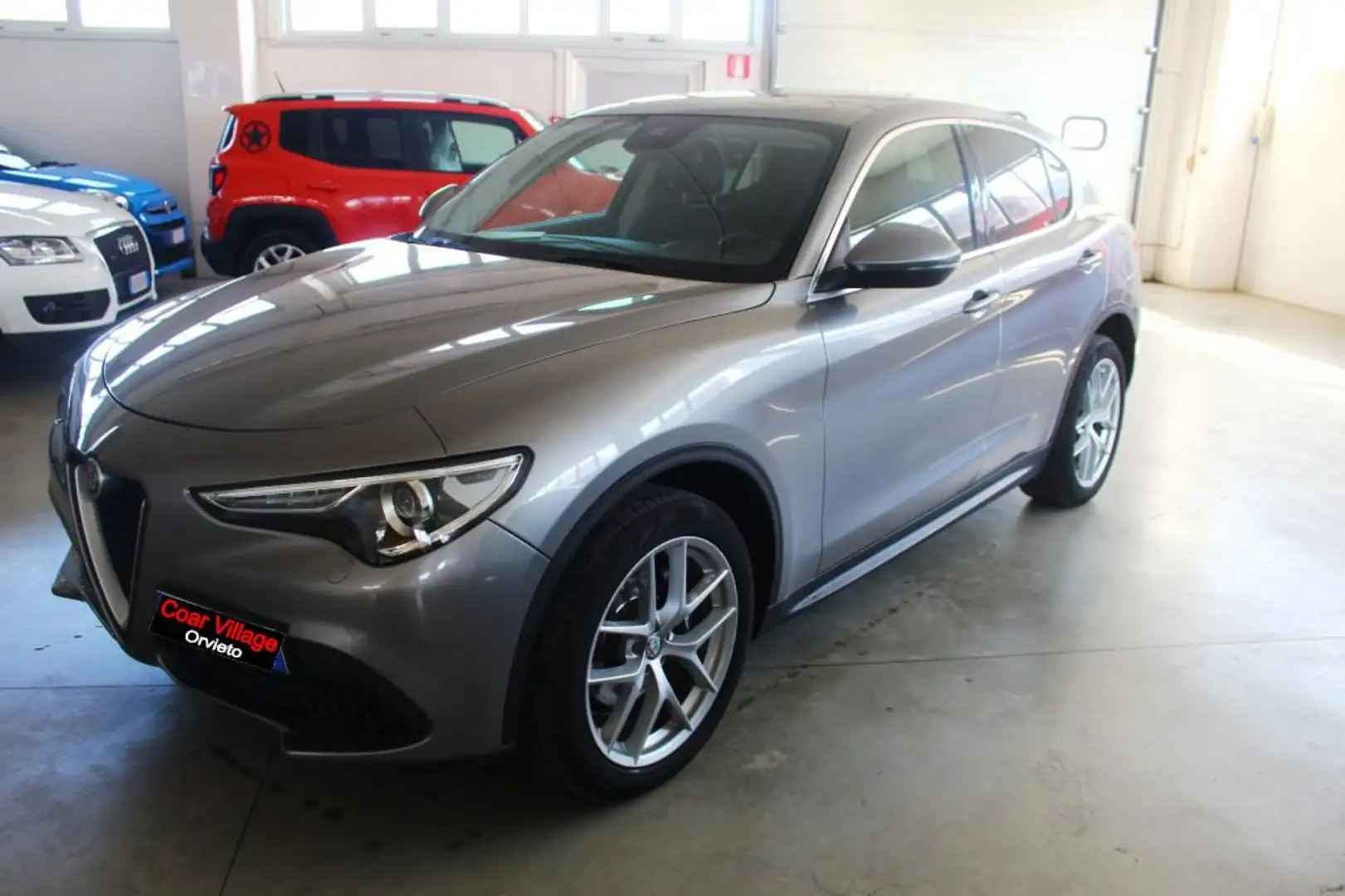 Alfa Romeo Stelvio 2.0 Turbo 280 CV AT8 Q4 First Edition Grigio - 1