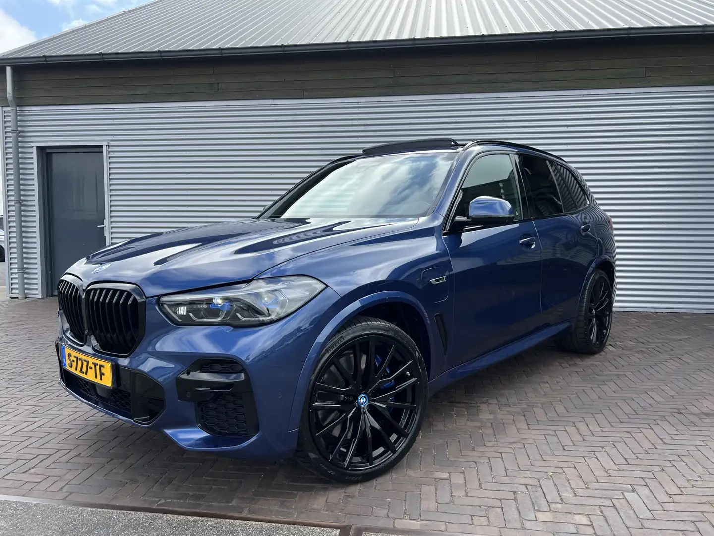 BMW X5 xDrive45e High Executive VOL VOL PANORAMADAK Blauw - 1