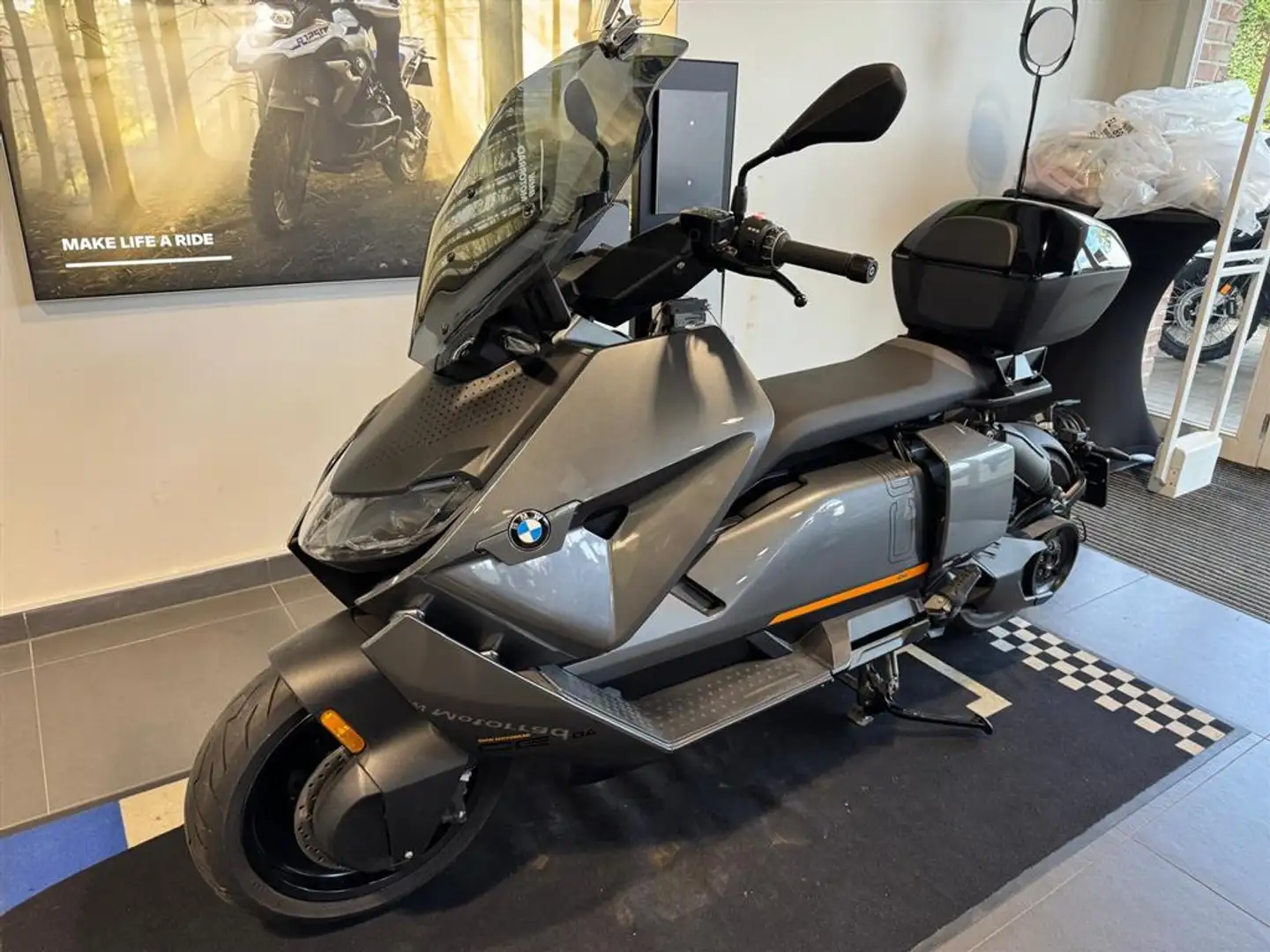 BMW CE 04 0 Grigio - 2