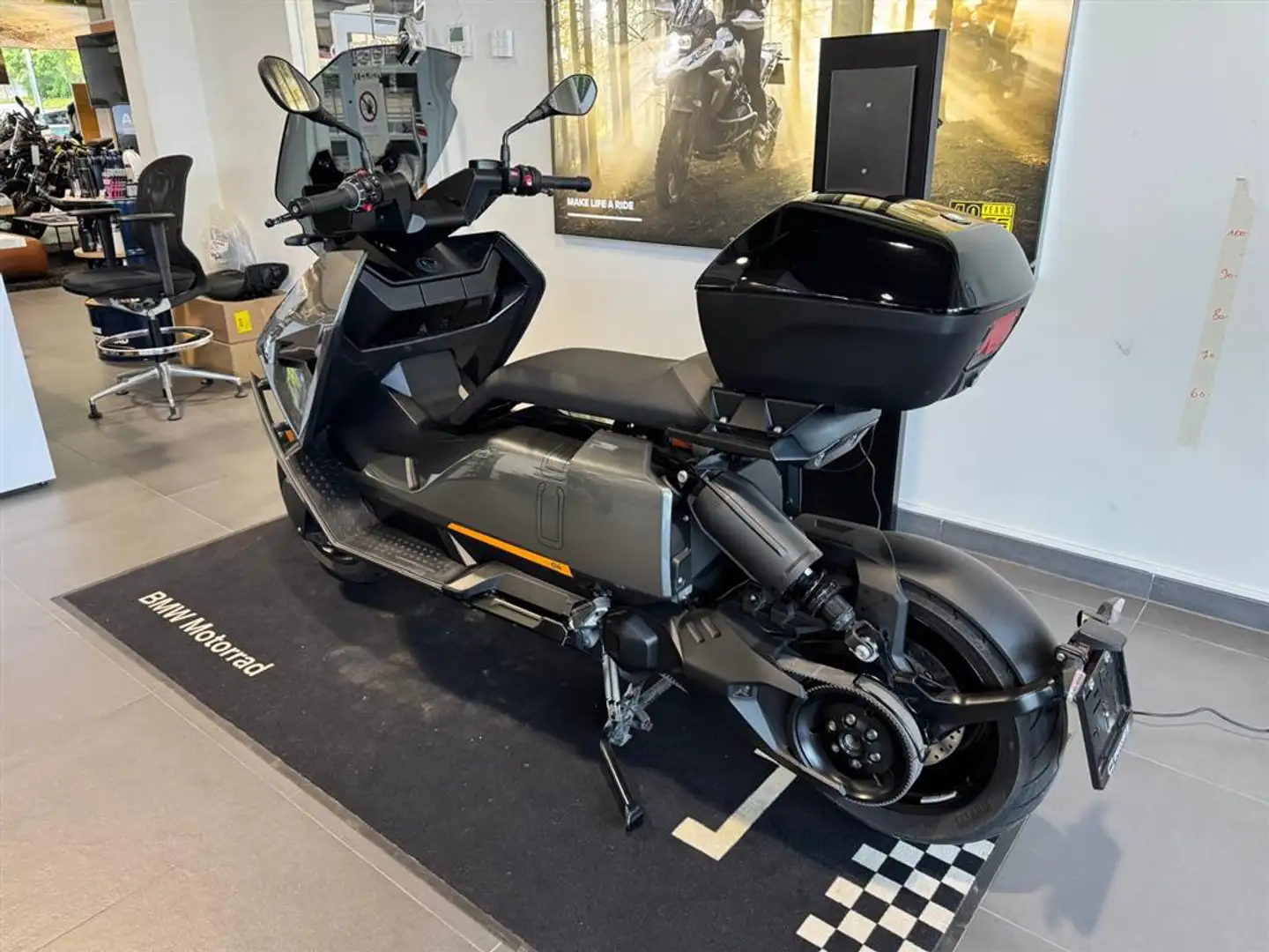 BMW CE 04 0 Grigio - 1