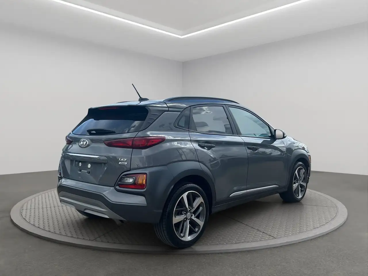 Hyundai KONA снимка Hyundai KONA