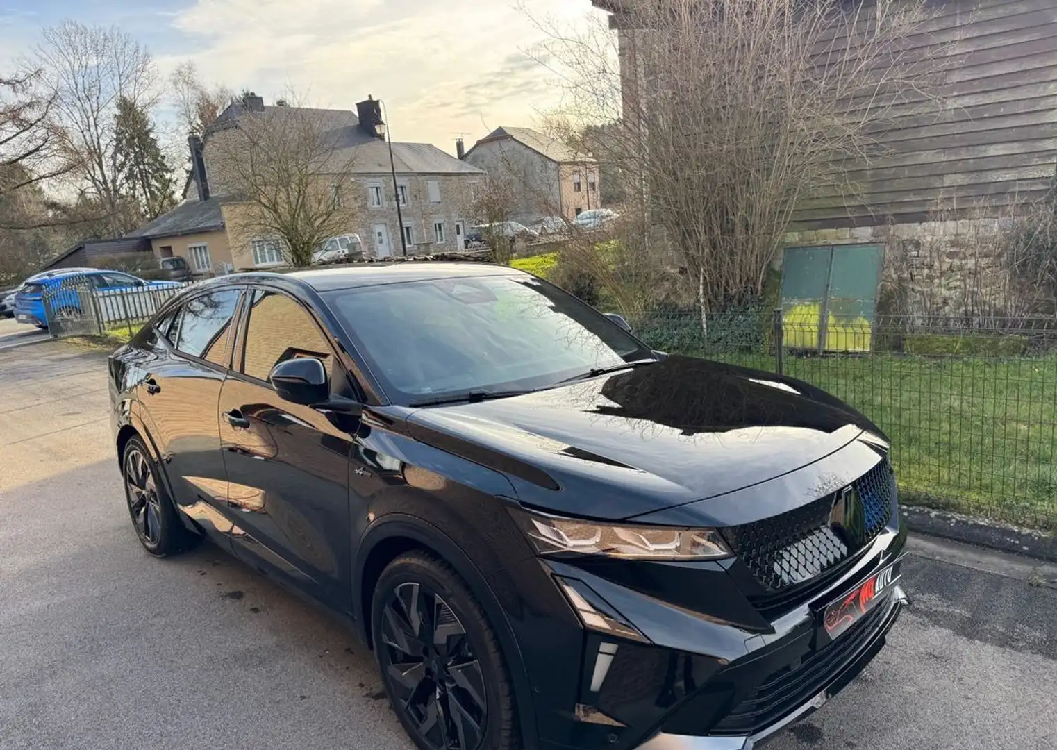 Renault Rafale esprit alpine Hyper Hybrid E-TECH 4X4 300 NEUF TOIT SOLARBAY AFFICHAGE TETE HAUTE MATRIX LEDS PACK DRIVING WINTER GARANTI Schwarz - 1