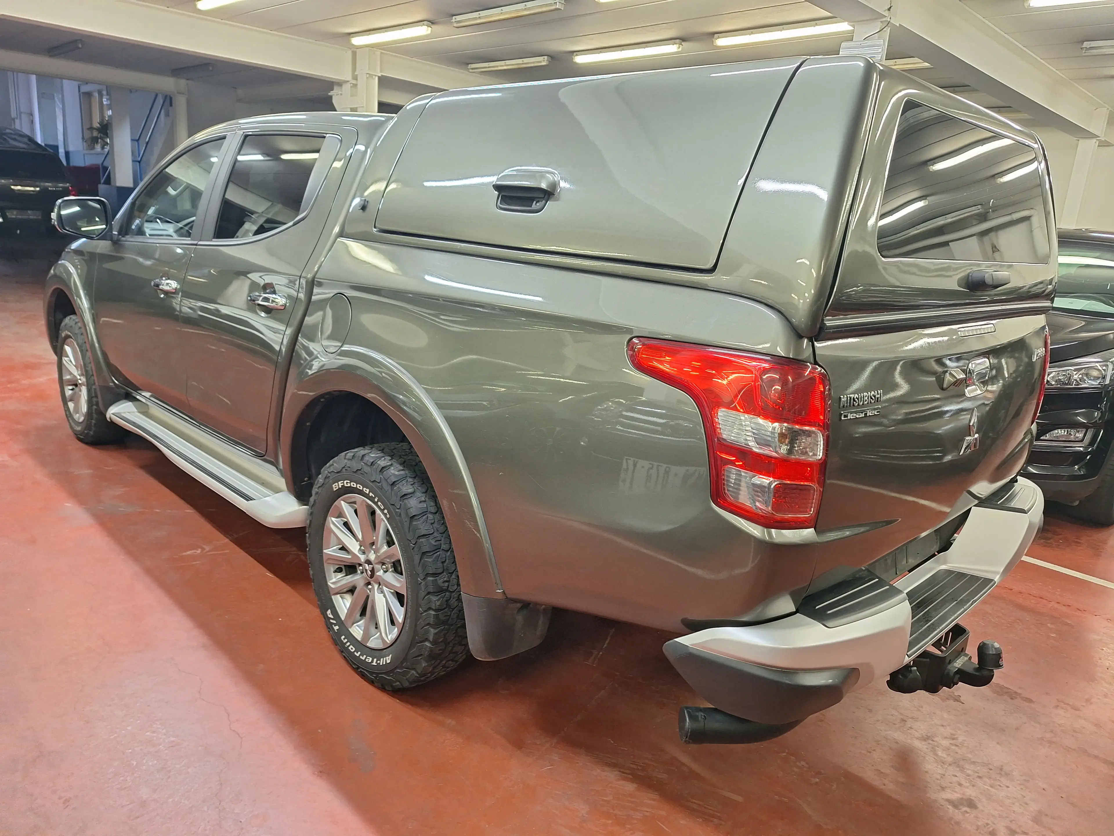 Mitsubishi L200 2.4 DI-D 4WD - 18.900 € HTVA — photo 5