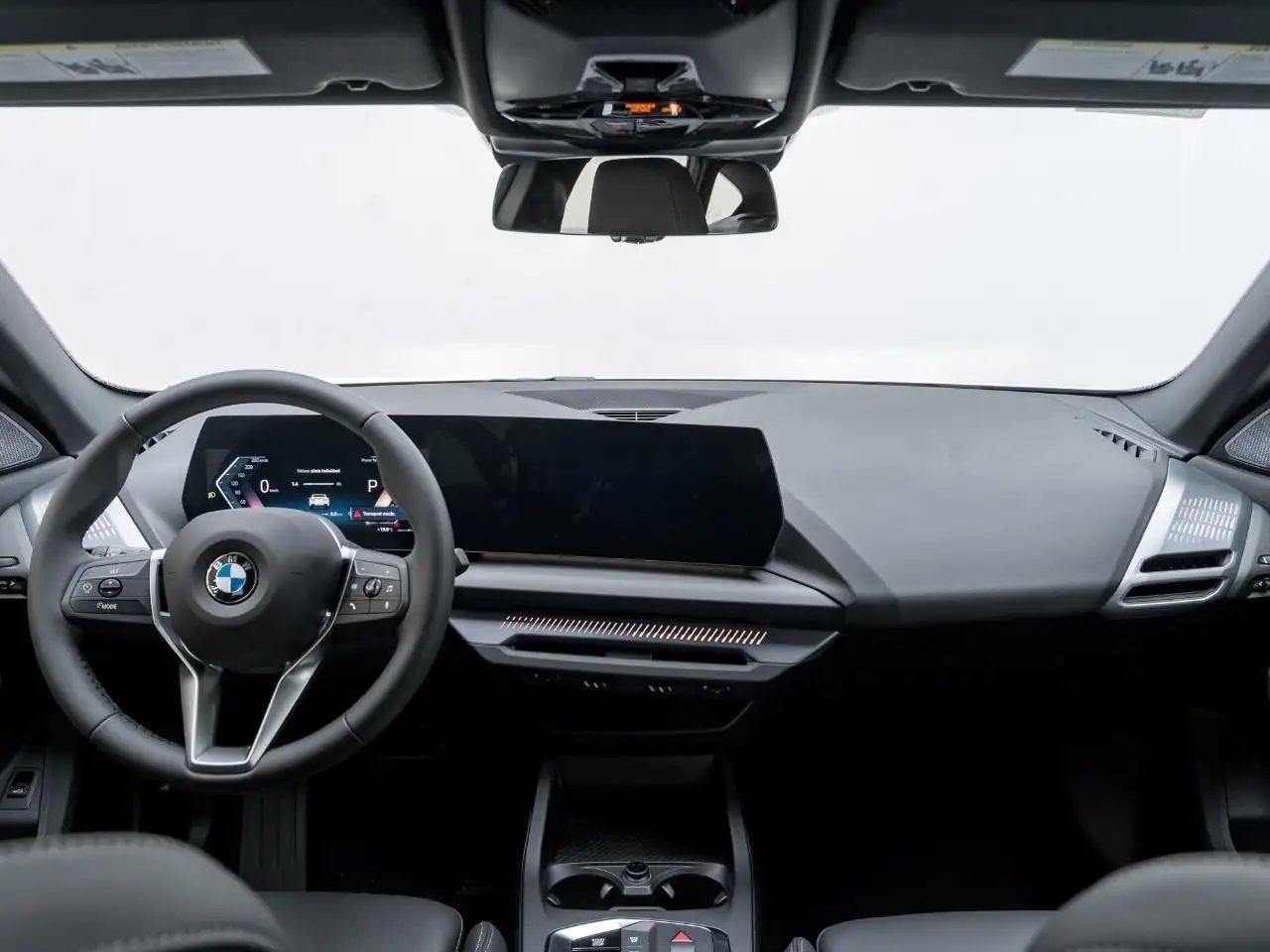 BMW 2 Series снимка BMW 2 Series