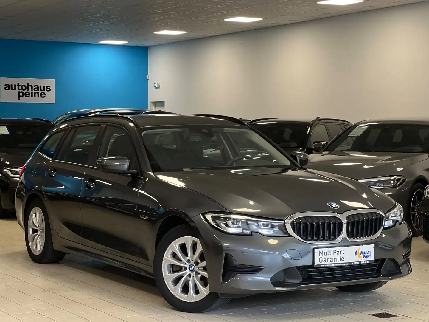 BMW 320 e Advantage Aut Navi/Sitzheiz/SportSitz/Tempo Grau - 1