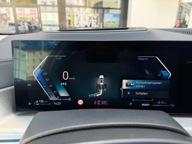 BMW X5 view 14