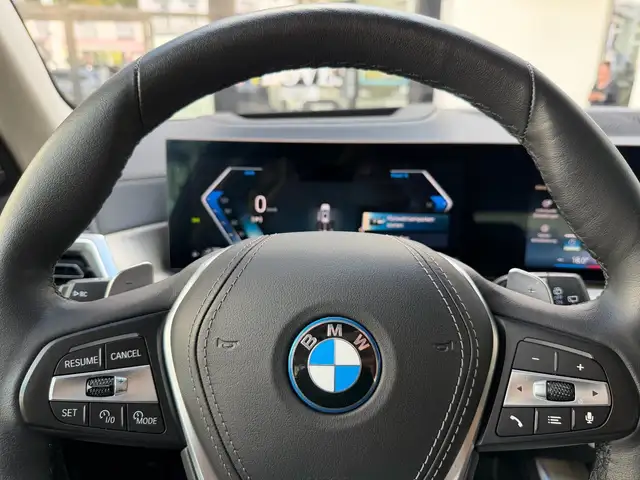 BMW X5 view 13