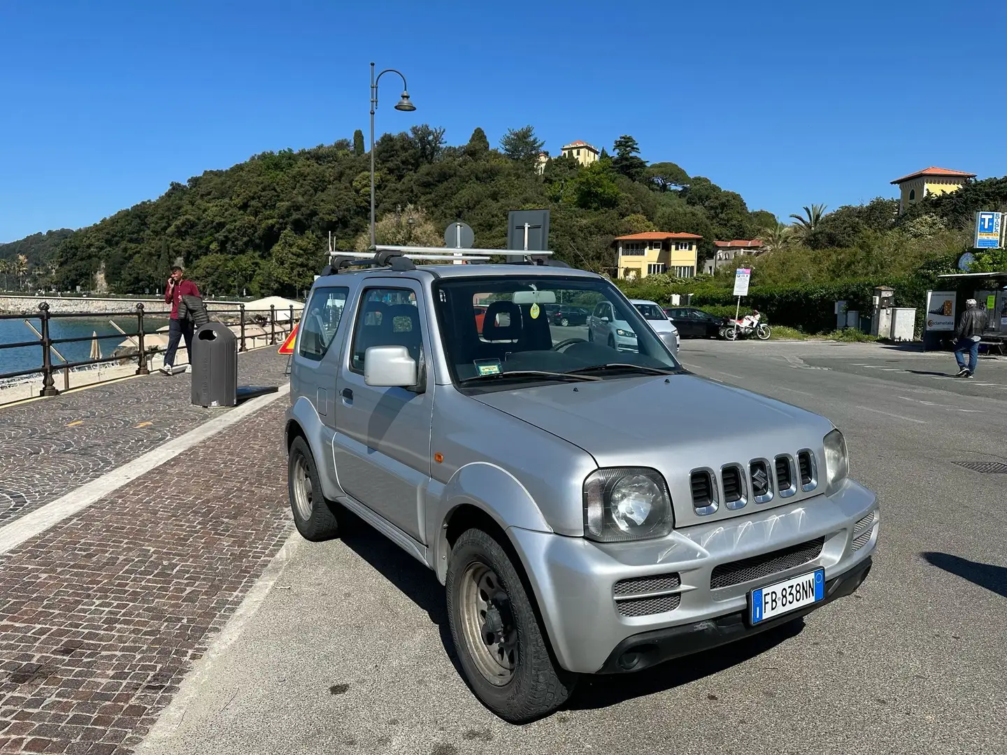 Suzuki Jimny Argento - 1