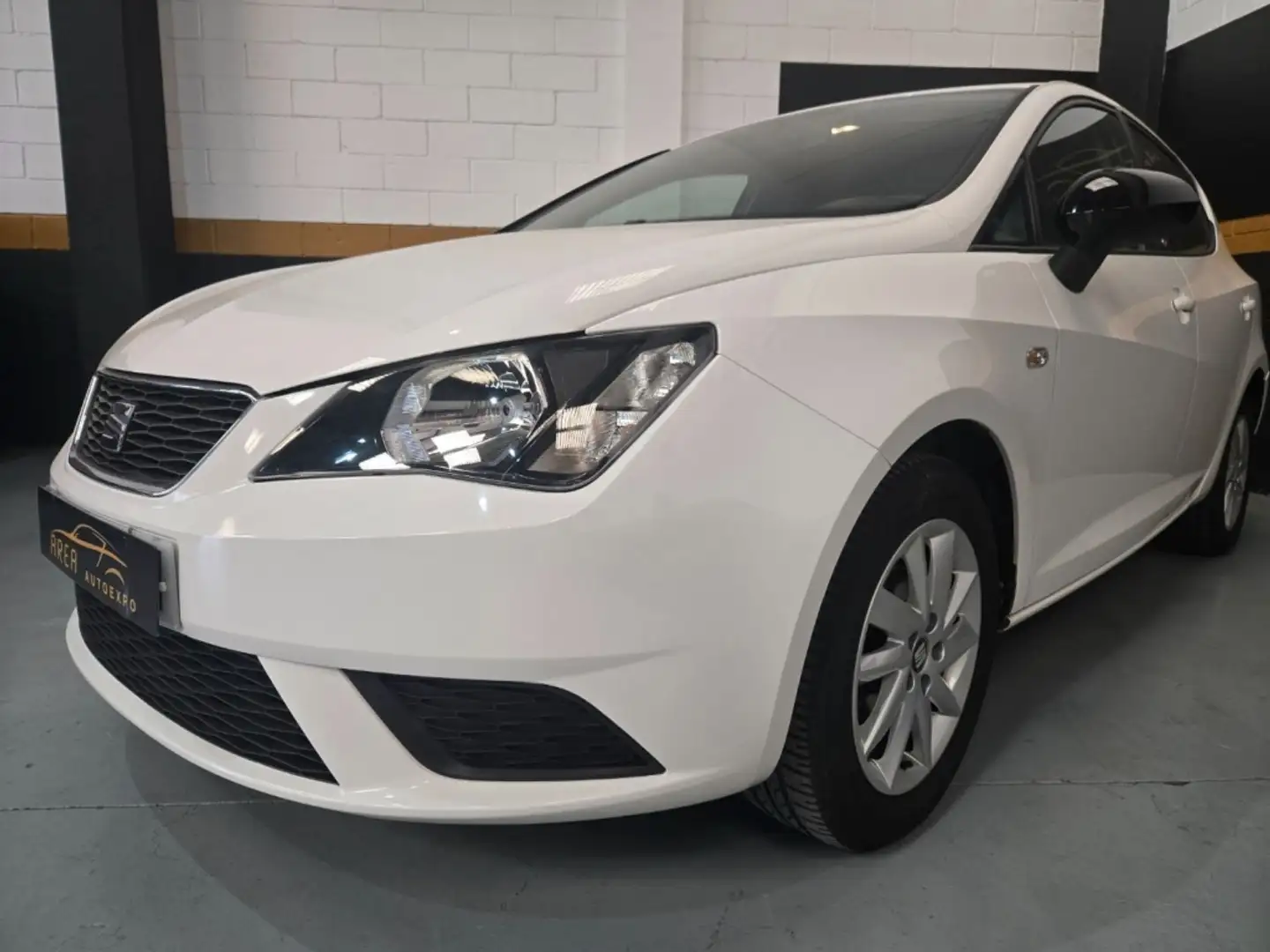 SEAT Ibiza 1.0 Reference 75 Blanco - 1